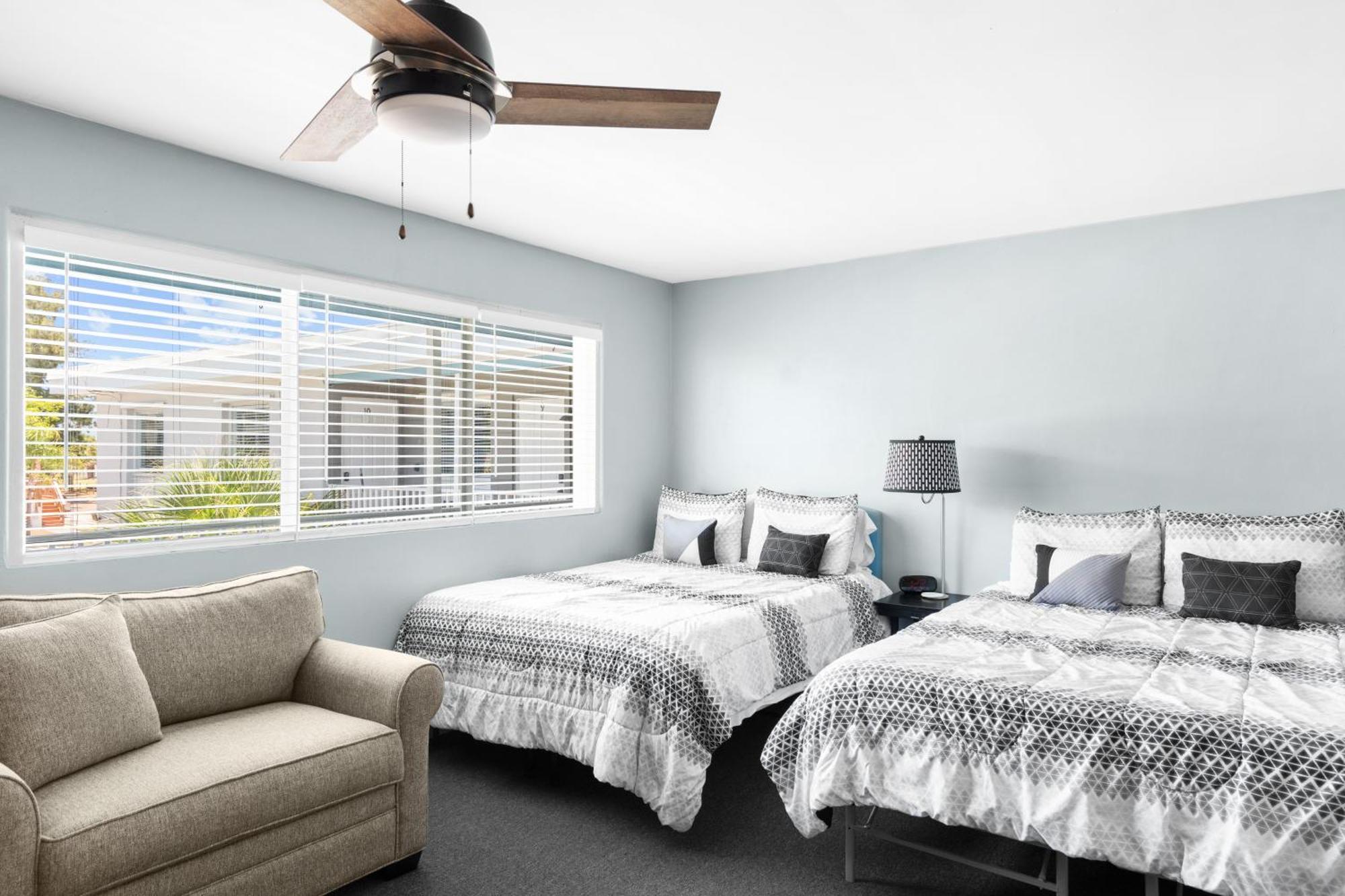 Boutique Beach Retreat St. Pete Beach Exterior foto